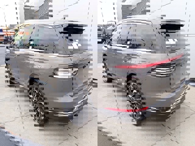 New 2026 Lincoln Aviator Reserve image 3