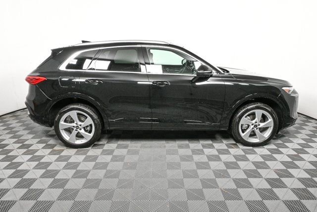 New 2025 Audi Q5 Premium Plus image 2
