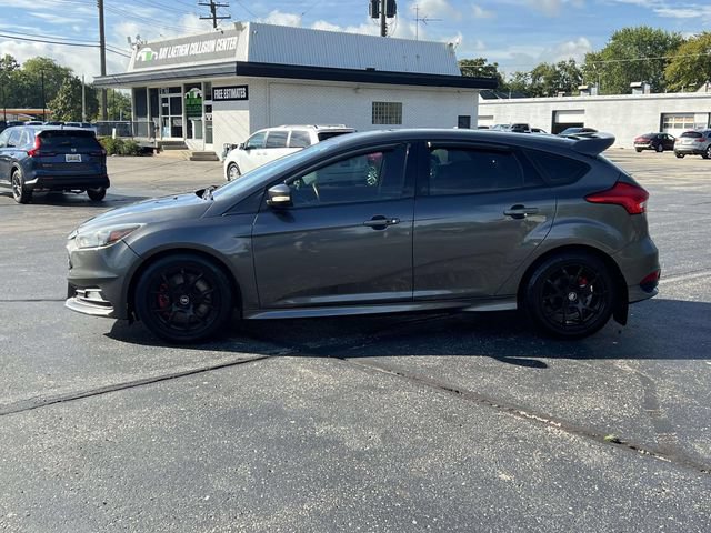 Used 2016 Ford Focus ST FWD image 2