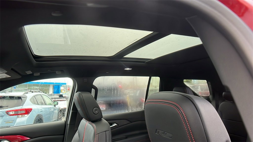 New 2026 Chevrolet Traverse RS w/ LPO, Floor Liner Package image 16