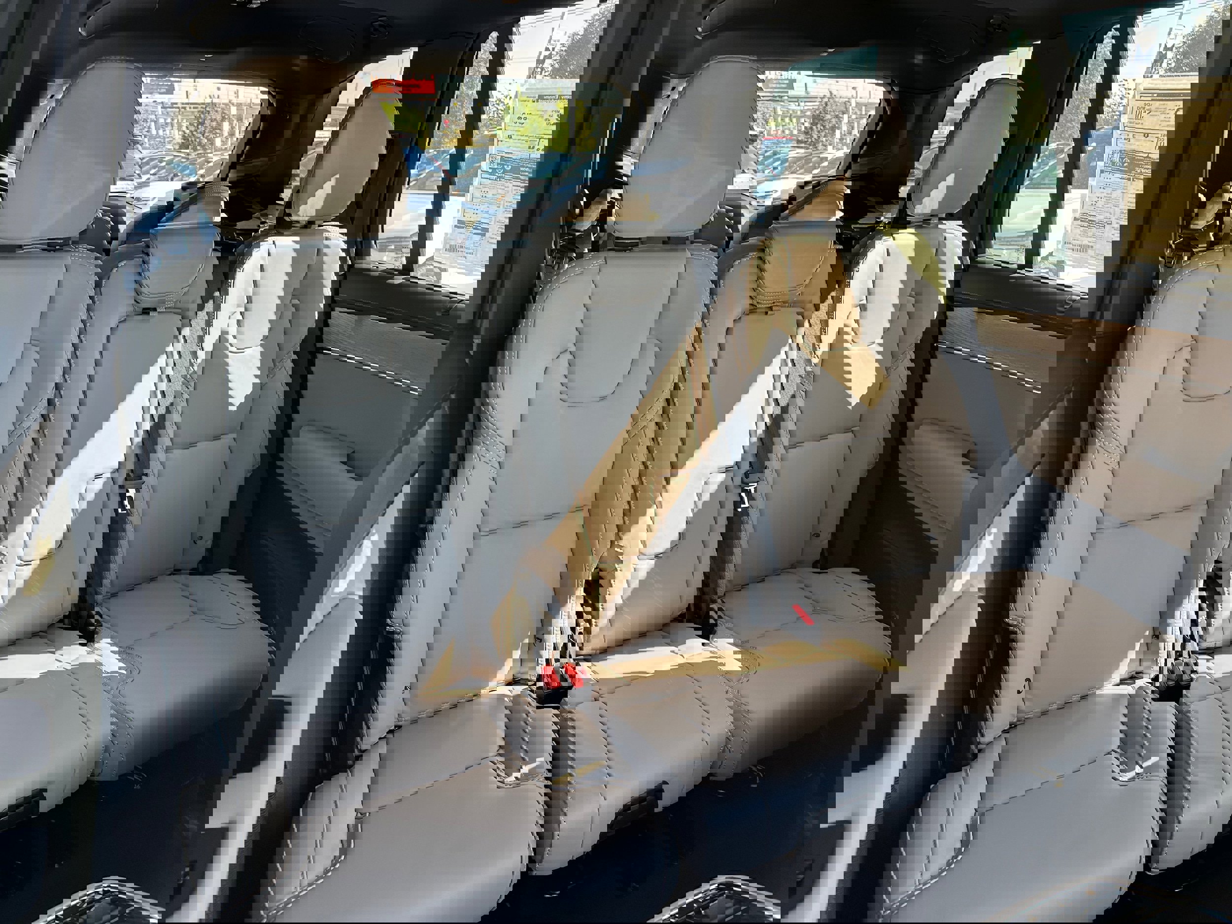 New 2026 Volvo XC90 B6 Ultra w/ Protection Package image 10