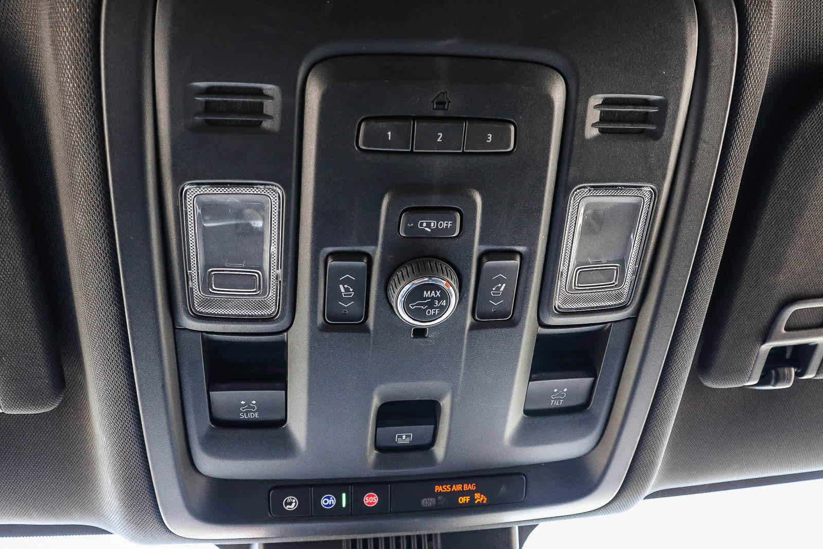 Used 2024 Chevrolet Tahoe LT w/ Luxury Package AWD/4WD image 27