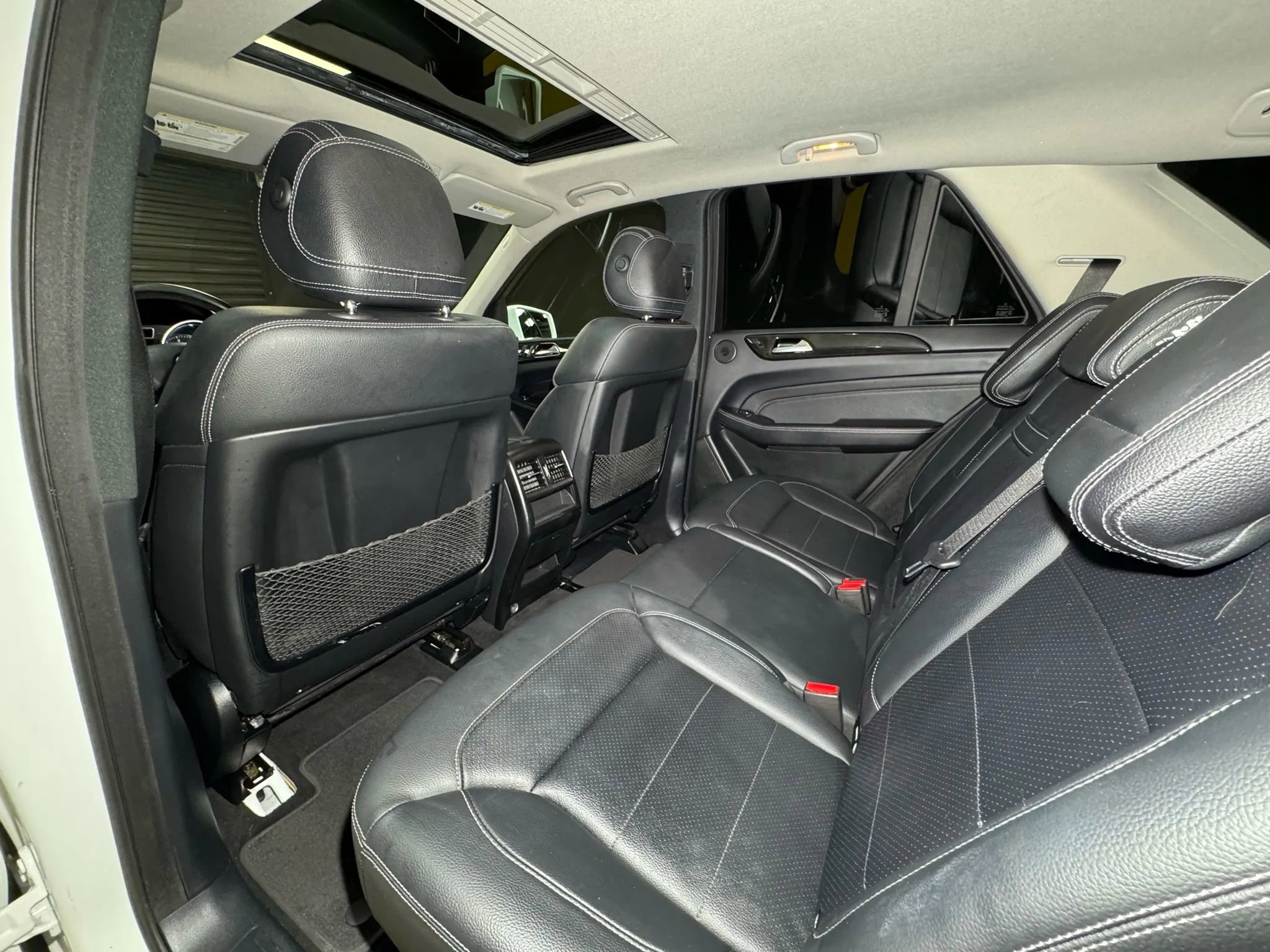 Used 2015 Mercedes-Benz ML 350 4MATIC w/ Premium 1 Package image 22