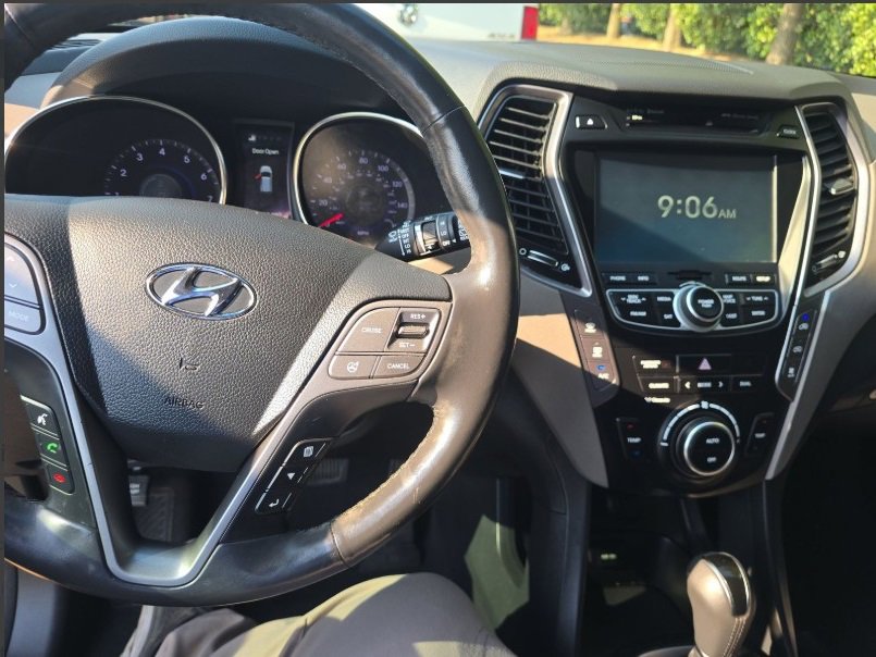 Used 2016 Hyundai Santa Fe Limited w/ Option Group 04 image 19