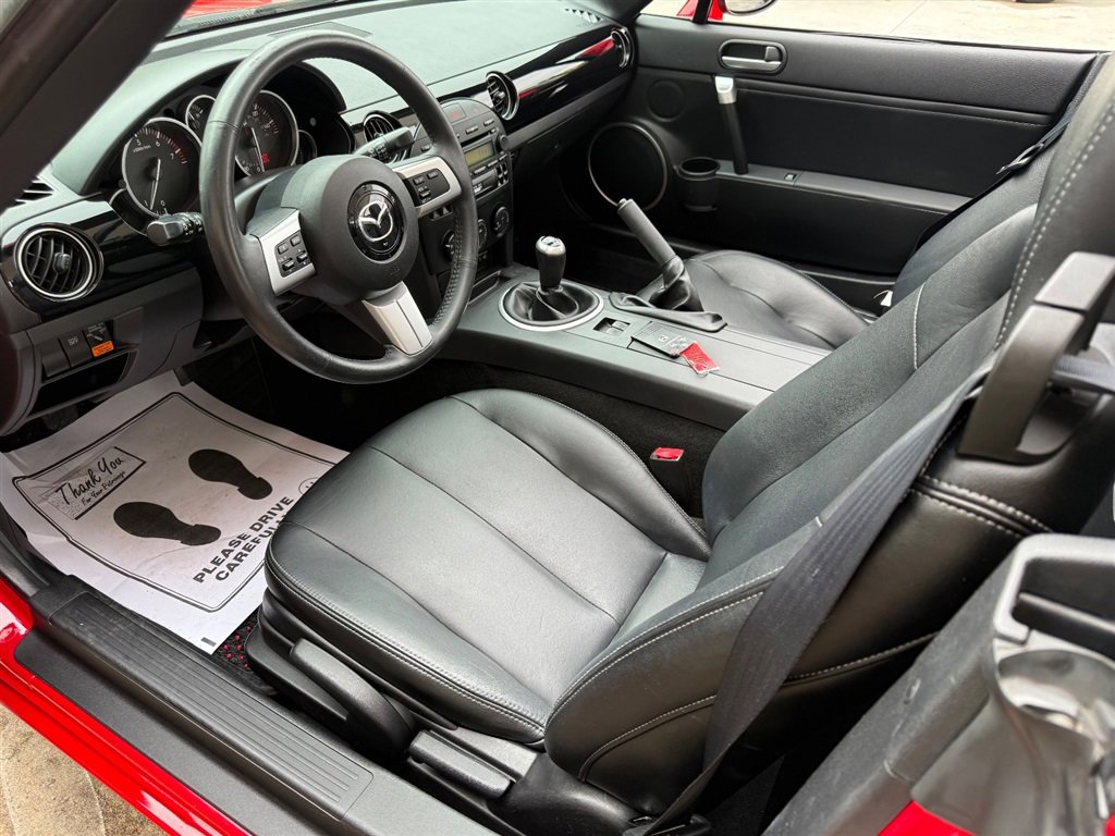 Used 2008 MAZDA MX-5 Miata Grand Touring w/ Premium Pkg RWD image 5