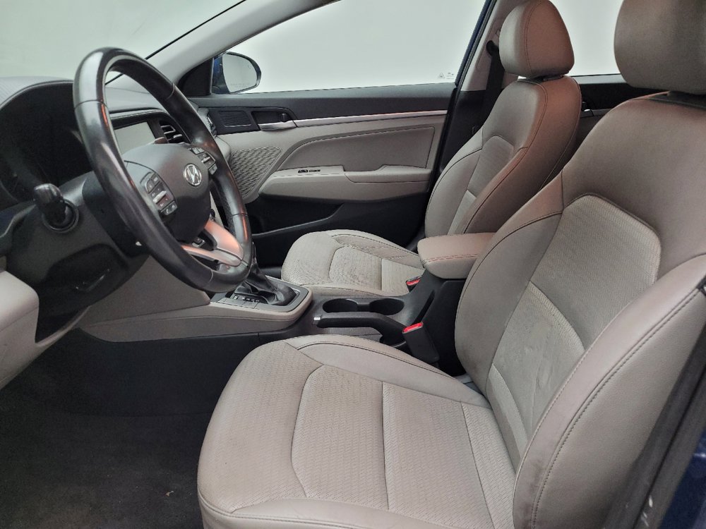 Used 2020 Hyundai Elantra Limited FWD image 17