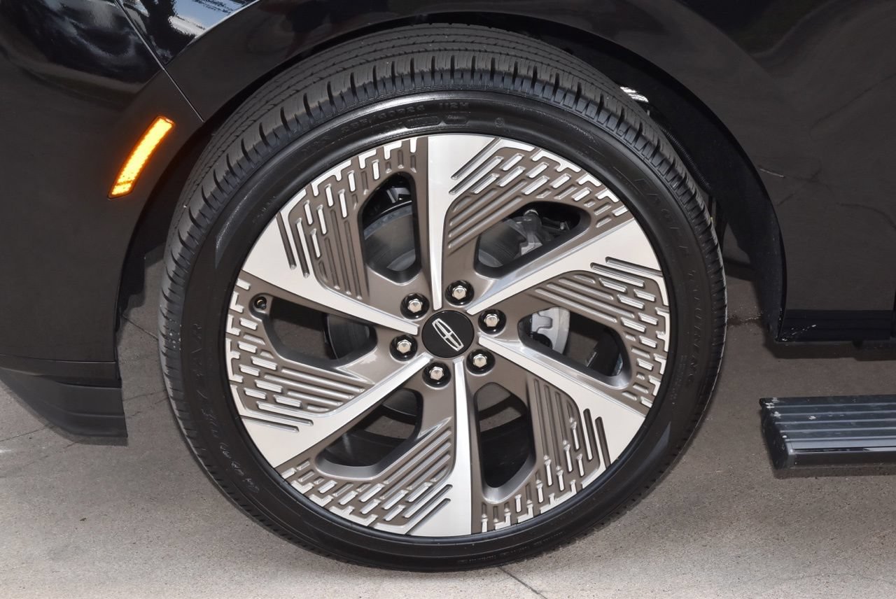 New 2026 Lincoln Navigator Black Label AWD/4WD image 45