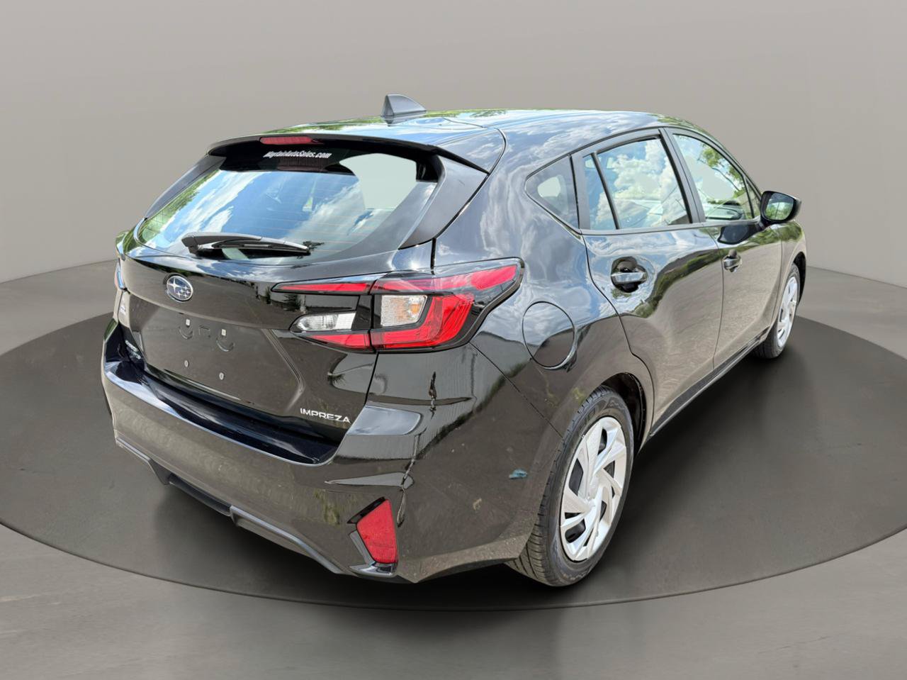 Used 2024 Subaru Impreza 2.0i AWD/4WD image 8