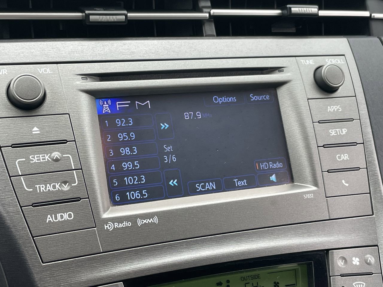 Used 2014 Toyota Prius Three image 32