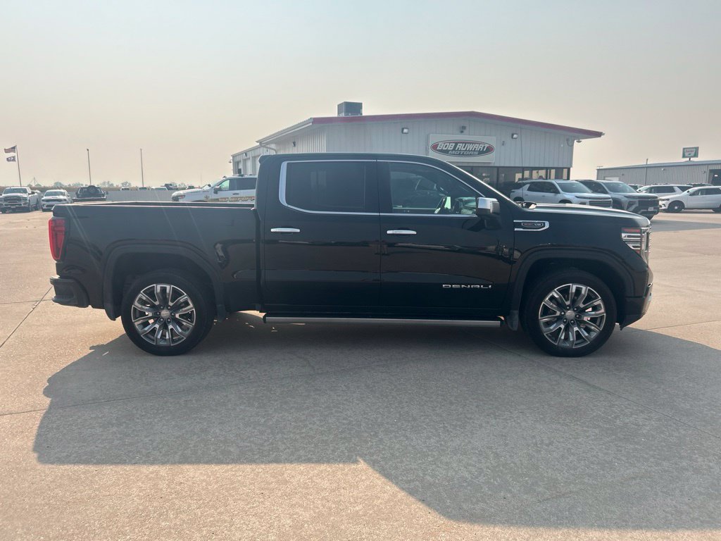 Used 2023 GMC Sierra 1500 Denali w/ Denali Reserve Package AWD/4WD image 6