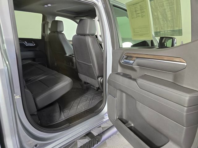 Used 2023 Chevrolet Silverado 1500 RST w/ Rally Edition AWD/4WD image 14