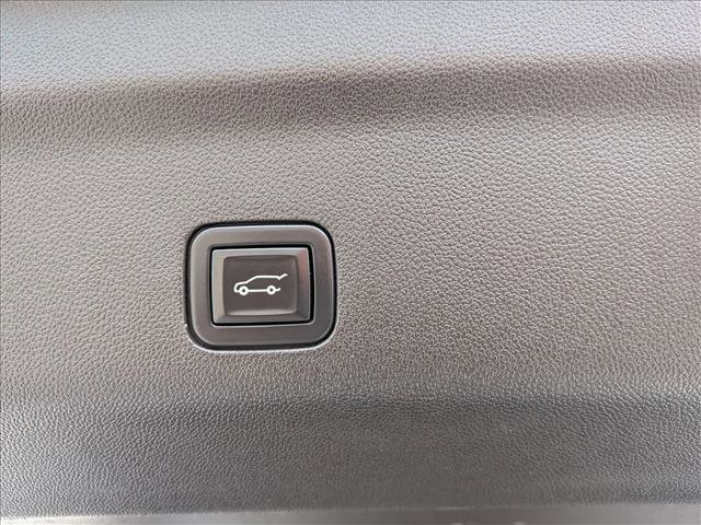 Used 2021 Chevrolet Tahoe Premier RWD image 7