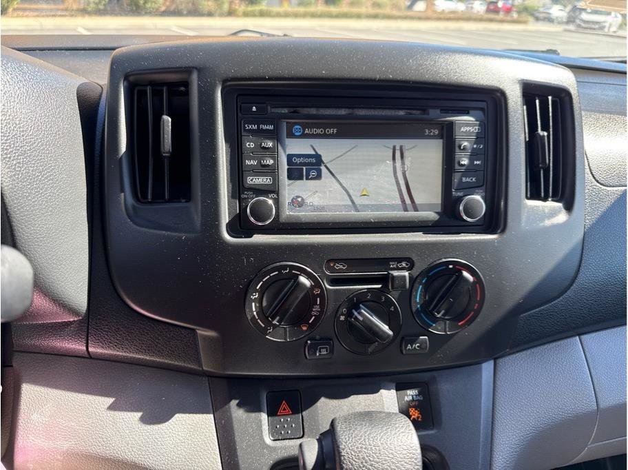 Used 2017 Nissan NV200 SV w/ Technology Package FWD image 13