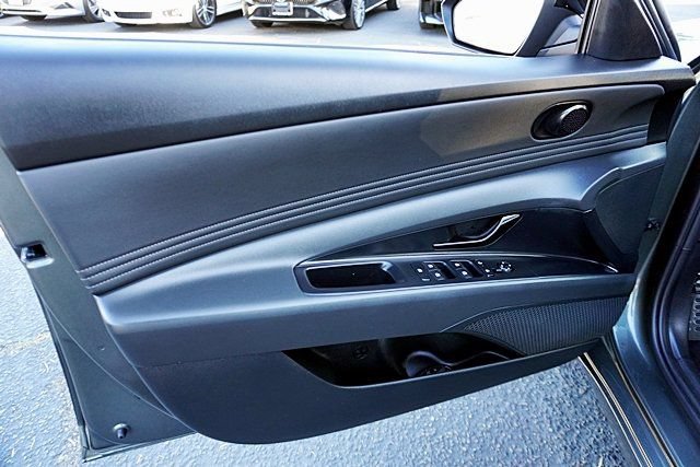Certified 2026 Hyundai Elantra Sport FWD image 21