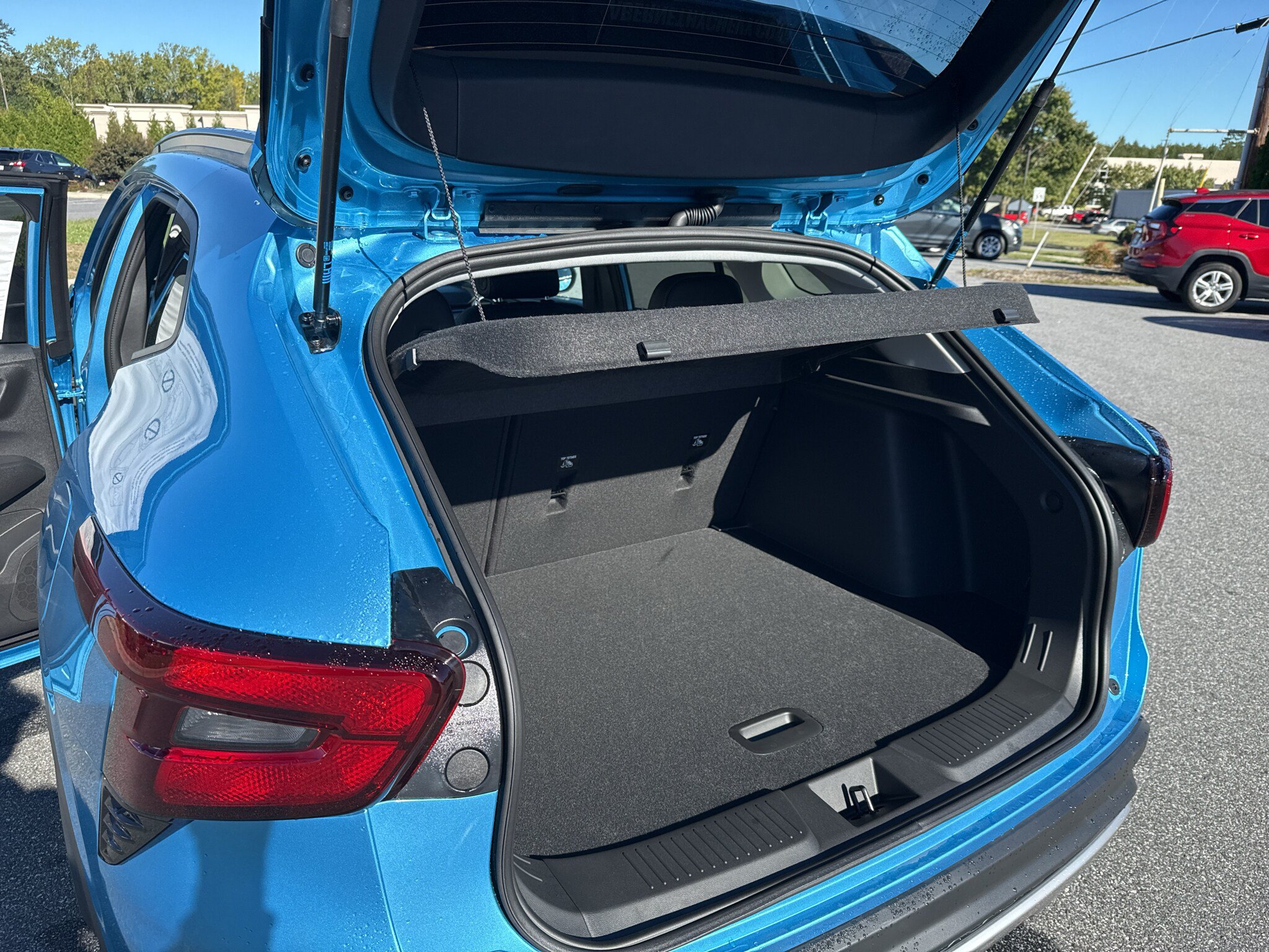 New 2026 Chevrolet Trax LT w/ Sunroof Package FWD image 20