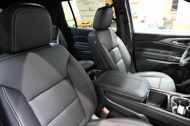 New 2026 Chevrolet Traverse LT w/ Driver Confidence Package image 8