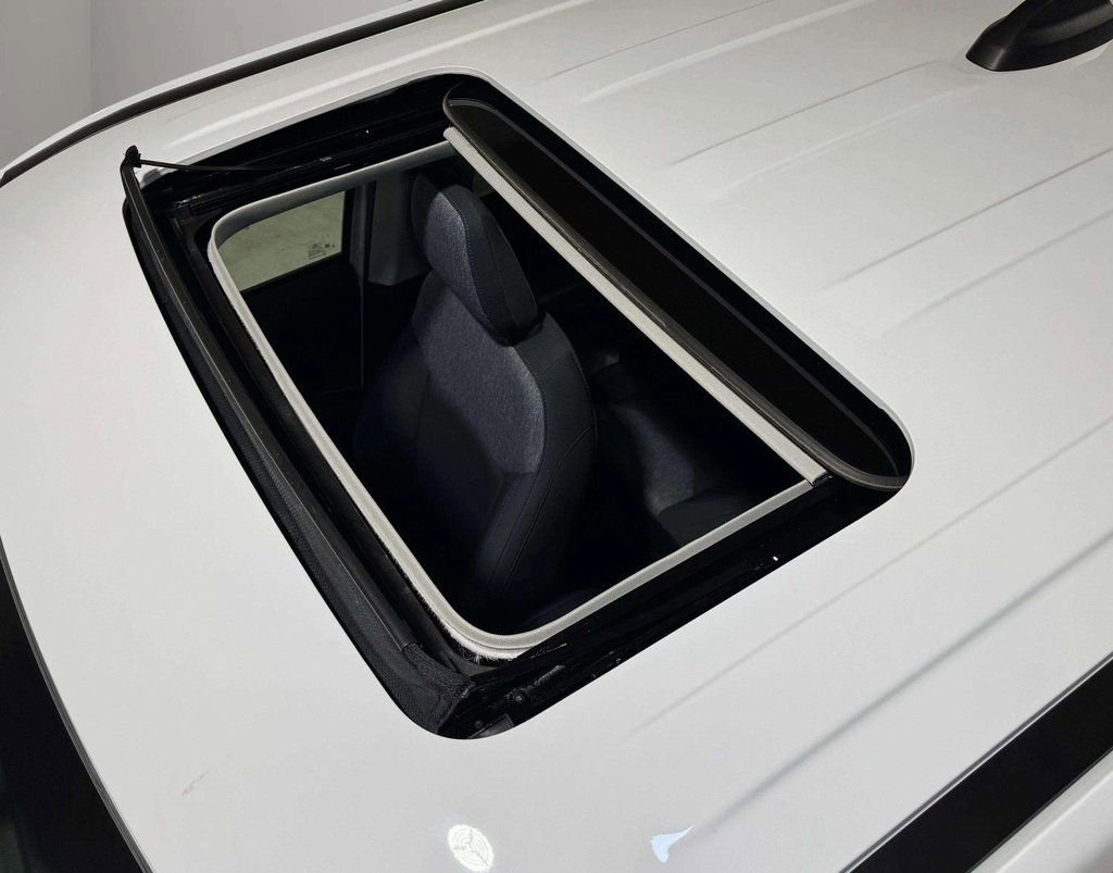 Used 2025 Ford Maverick XLT w/ XLT Luxury Package image 14