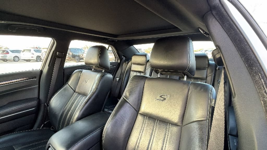 Used 2023 Chrysler 300 S RWD image 16