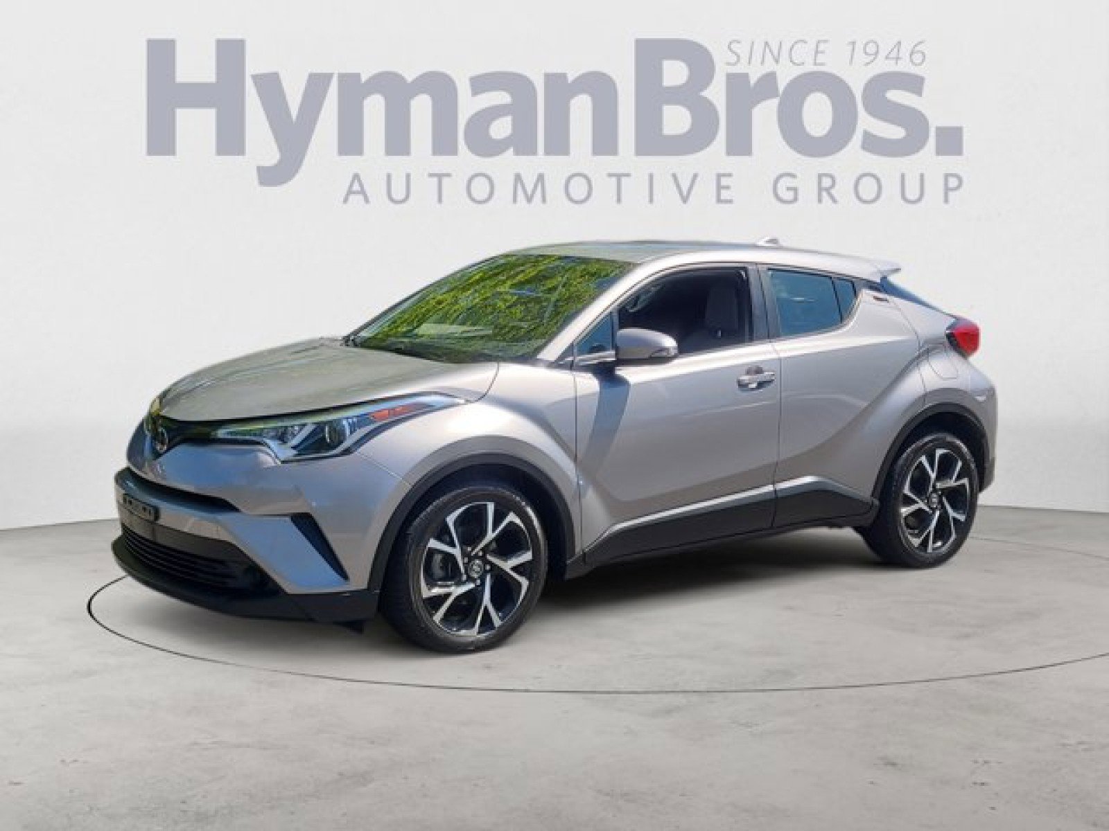 Used 2019 Toyota C-HR XLE image 7