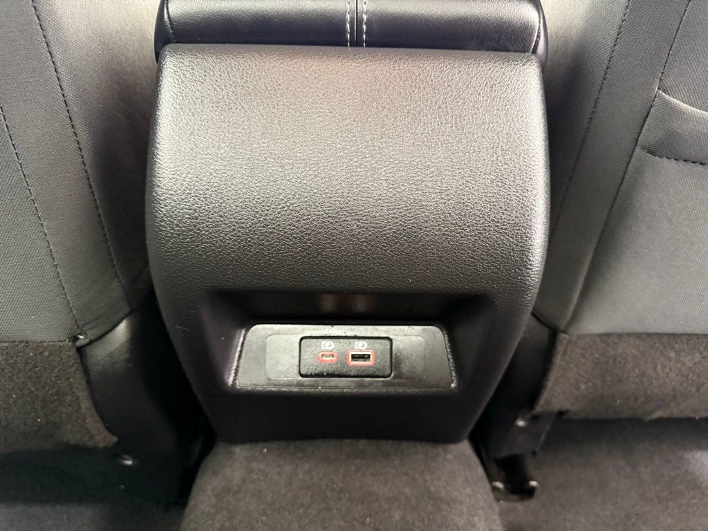 Used 2025 Nissan Altima 2.5 SV FWD image 26