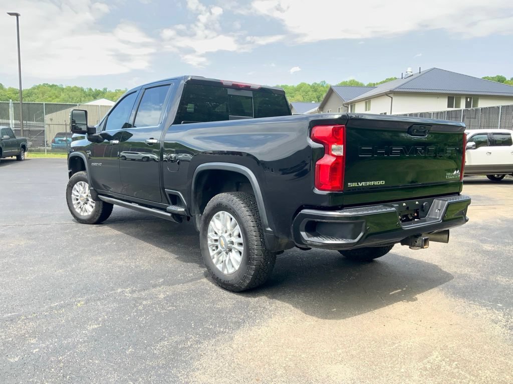 Used 2023 Chevrolet Silverado 2500 High Country w/ Z71 Off-Road Package AWD/4WD image 11