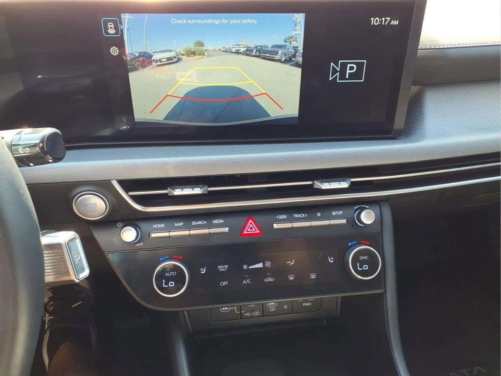Used 2025 Hyundai Sonata SEL FWD image 15