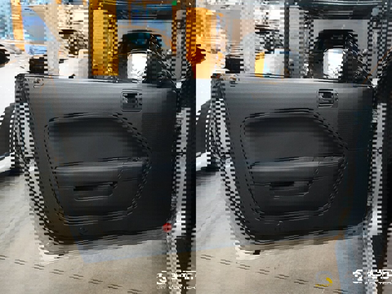 Used 2005 Ford Mustang GT Premium image 9