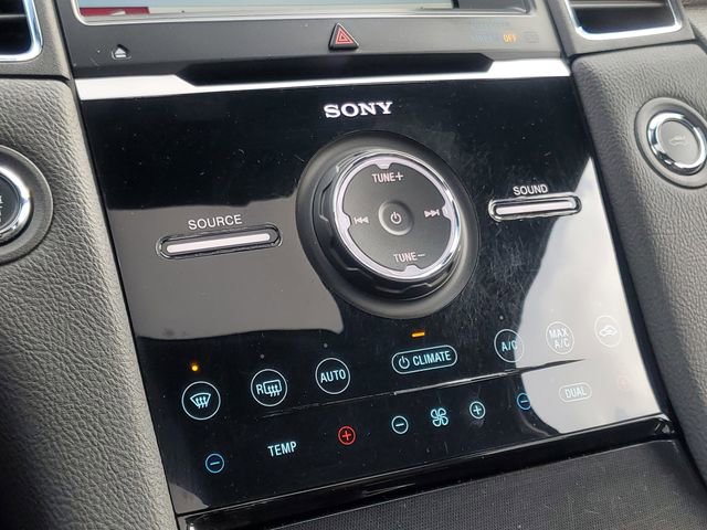 Used 2018 Ford Taurus SHO image 18