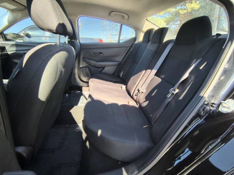 Used 2024 Nissan Sentra S FWD image 11