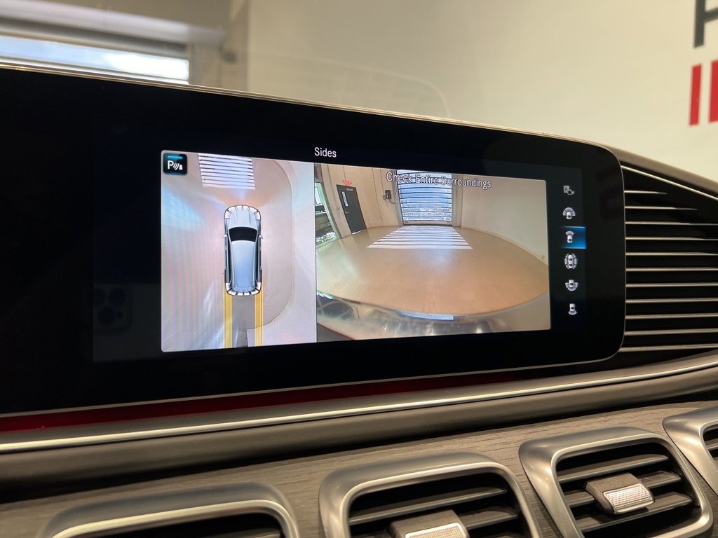 Used 2021 Mercedes-Benz Maybach GLS 600 4MATIC image 32