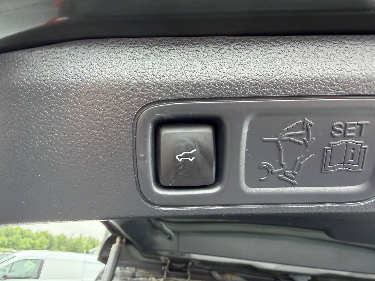 Used 2022 Ford Expedition Timberline AWD/4WD image 8