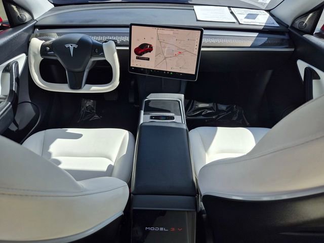 Used 2021 Tesla Model Y Long Range image 13