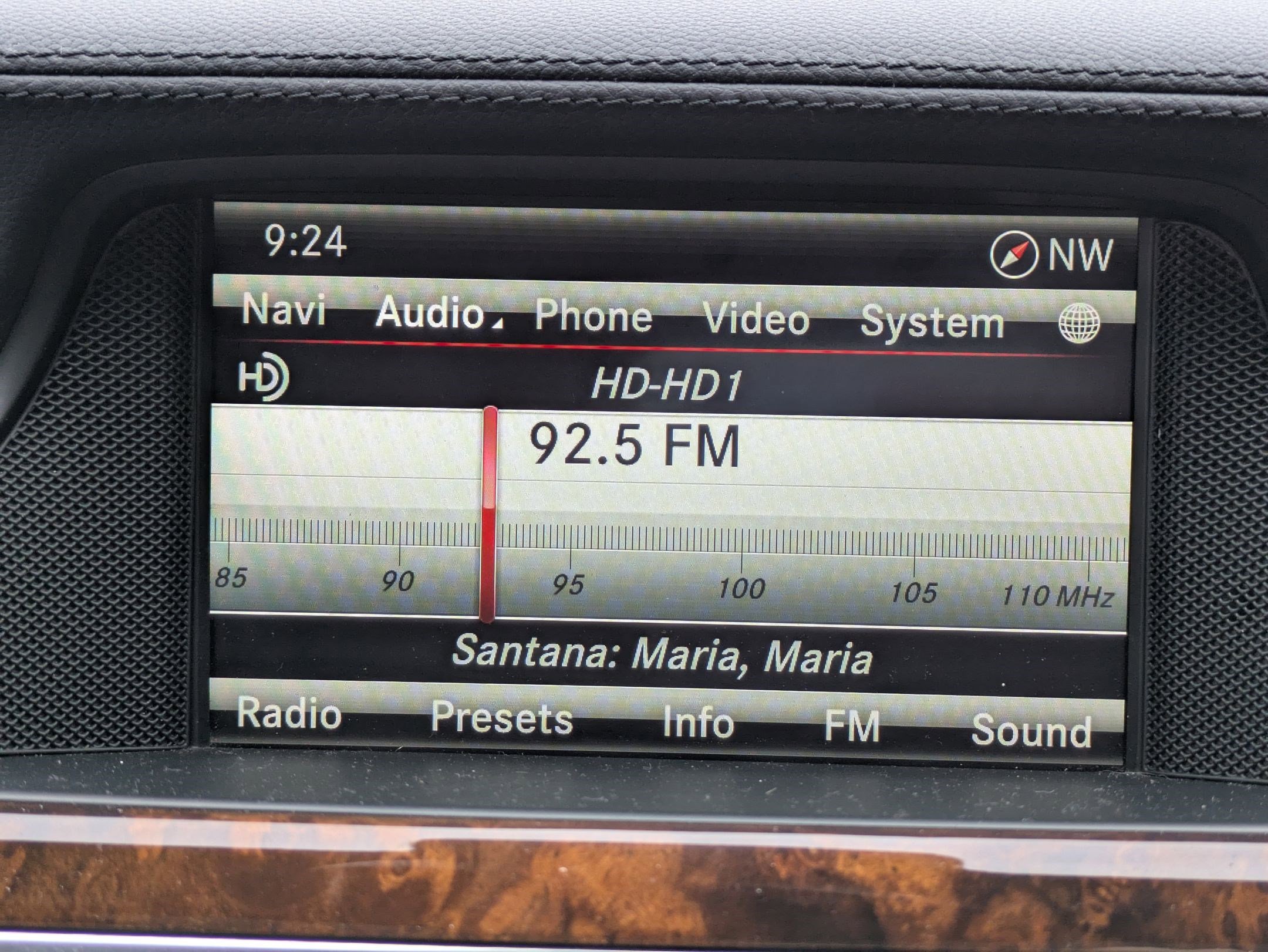 Used 2014 Mercedes-Benz CLS 550 4MATIC image 22