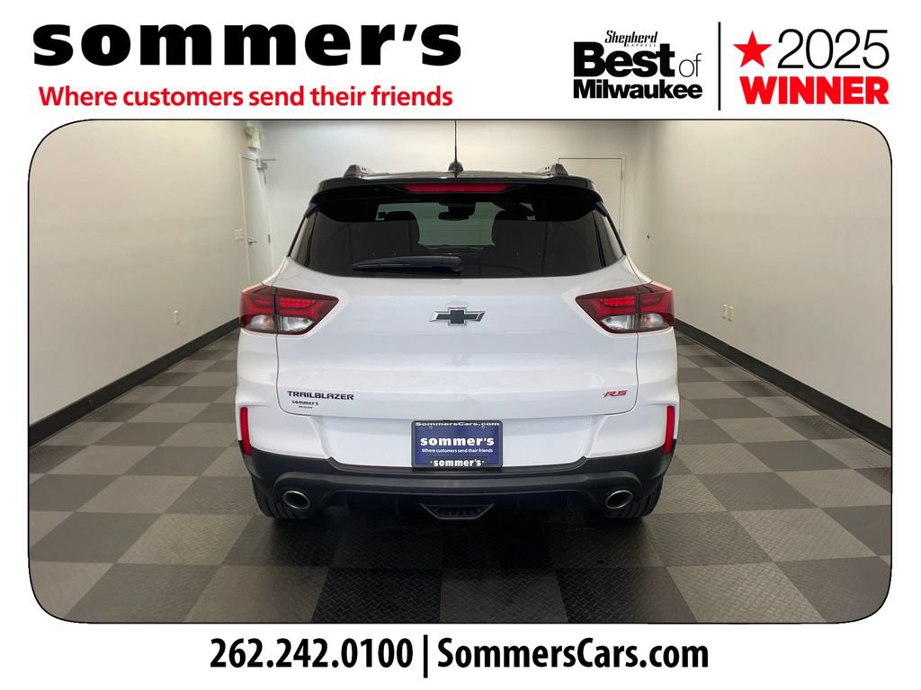 Used 2023 Chevrolet TrailBlazer RS FWD image 4