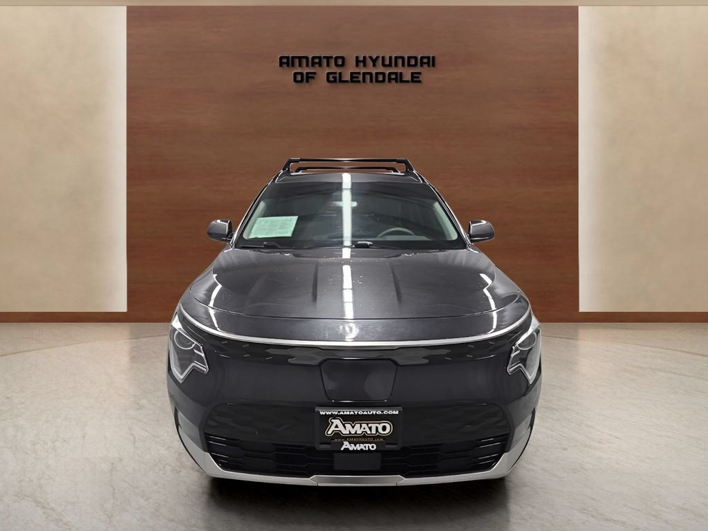 Used 2023 Kia Niro Wind w/ Wind Preserve Package FWD image 10