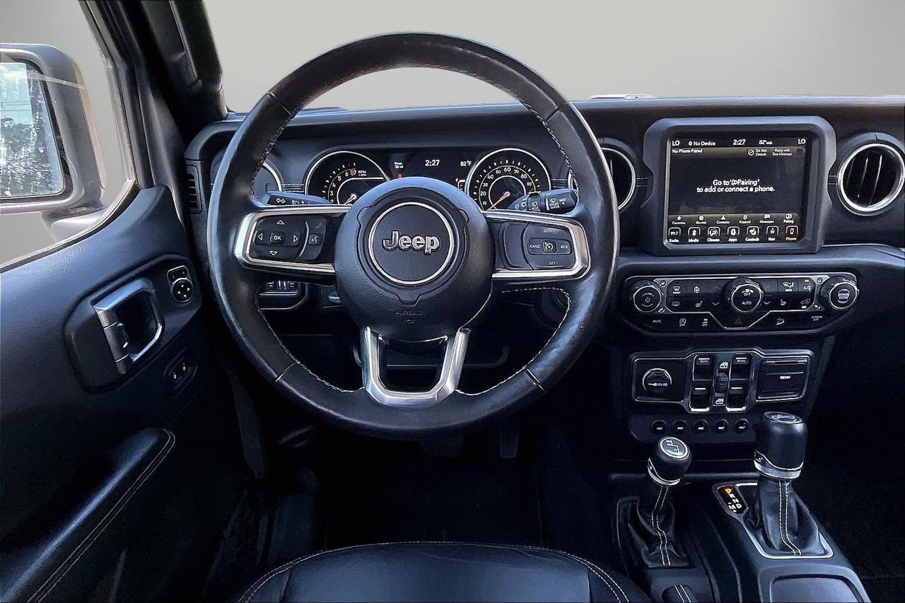 Certified 2018 Jeep Wrangler Unlimited Sahara AWD/4WD image 12