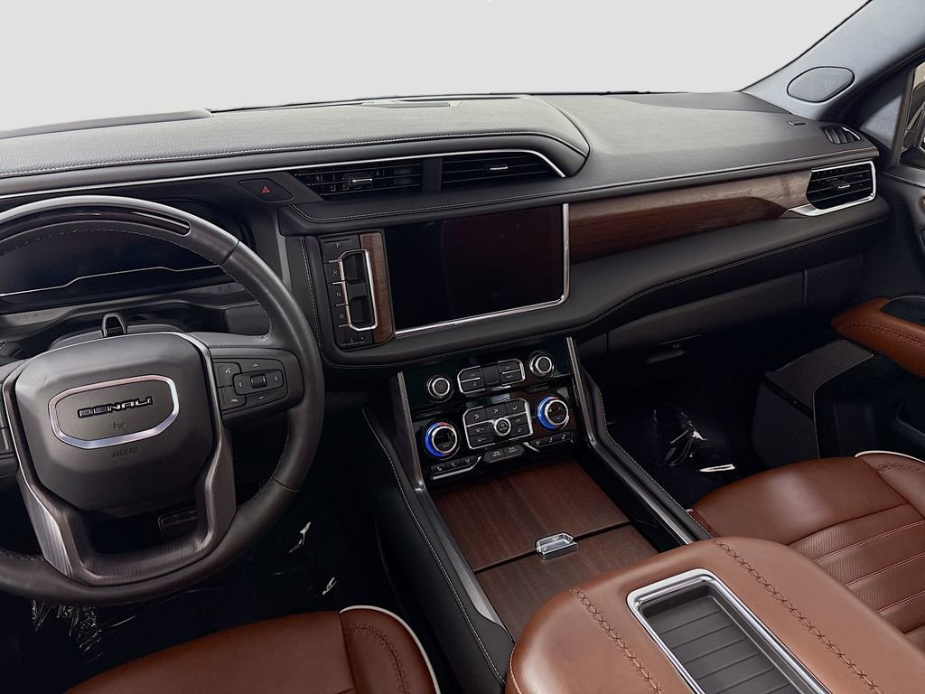 Certified 2024 GMC Yukon Denali Ultimate AWD/4WD image 29