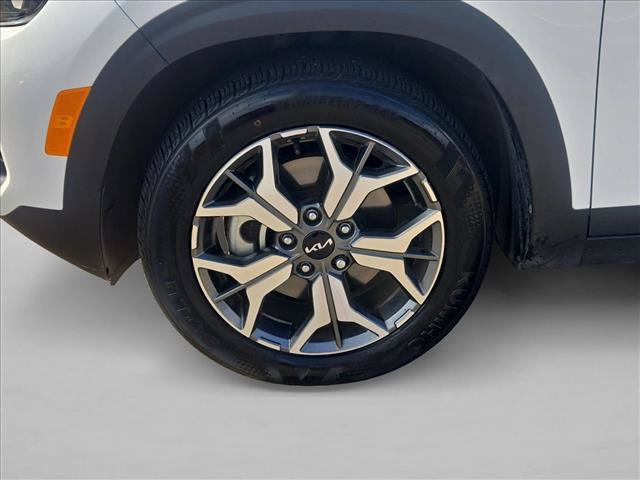 Used 2022 Kia Seltos EX AWD/4WD image 23