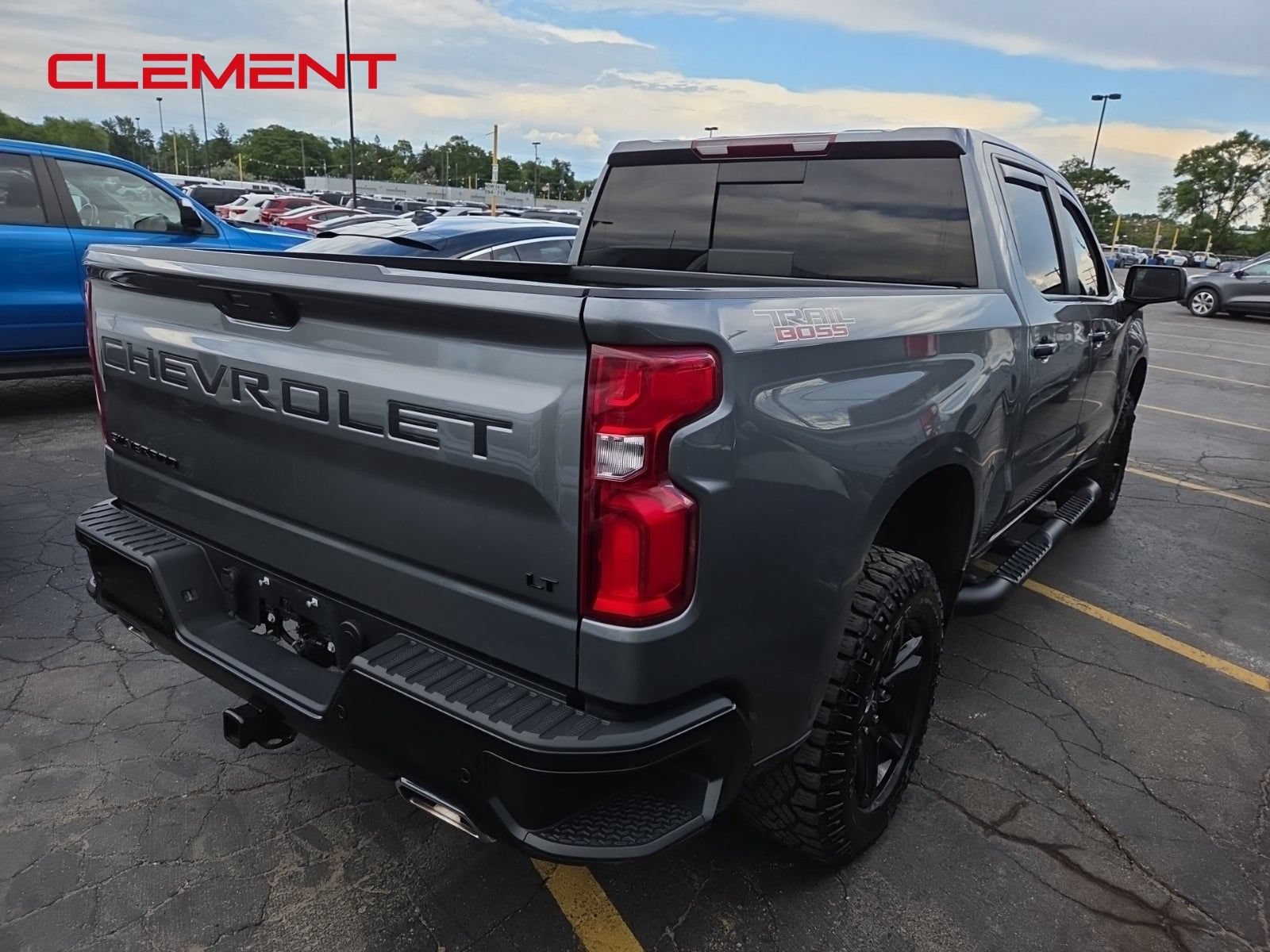 Used 2022 Chevrolet Silverado 1500 LT Trail Boss w/ LT Trail Boss Premium Package AWD/4WD image 7