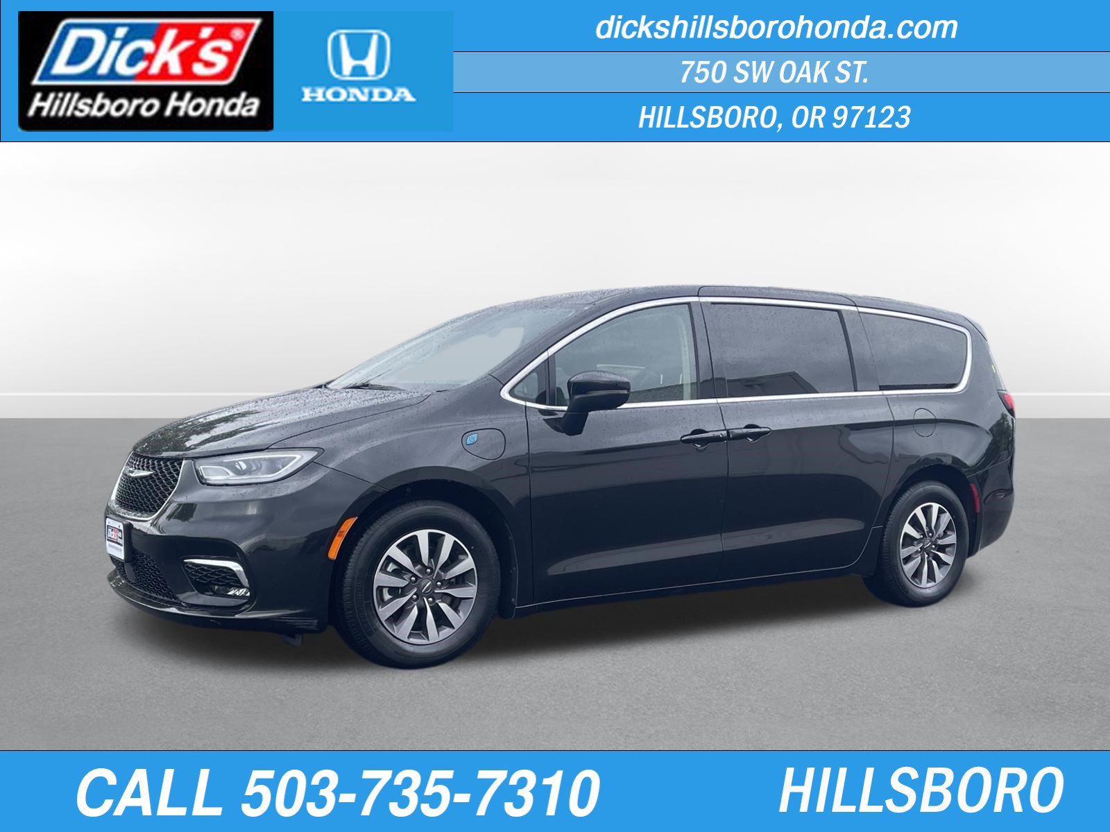 Used 2023 Chrysler Pacifica Touring-L