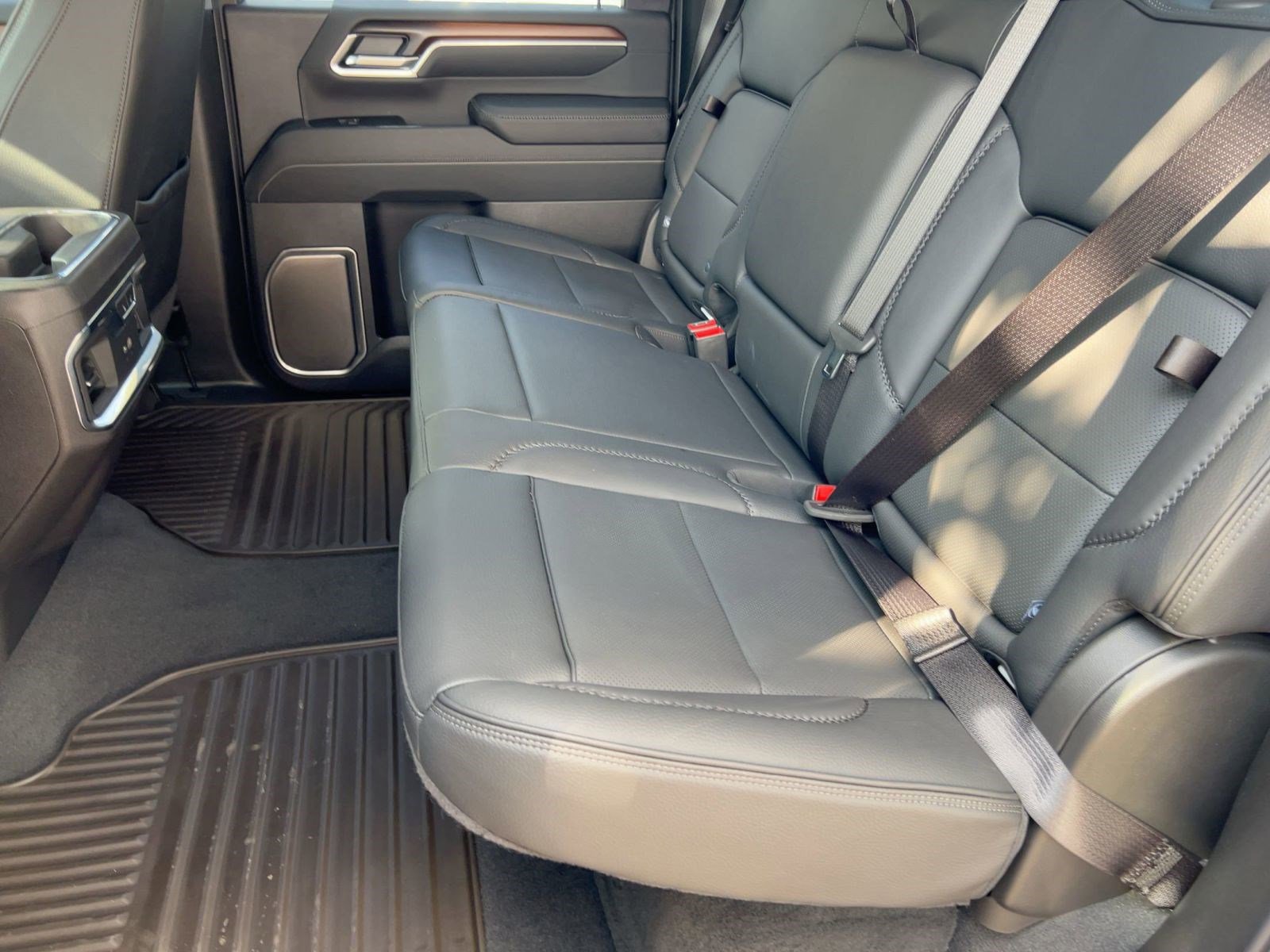 Certified 2025 GMC Sierra 2500 Denali image 14