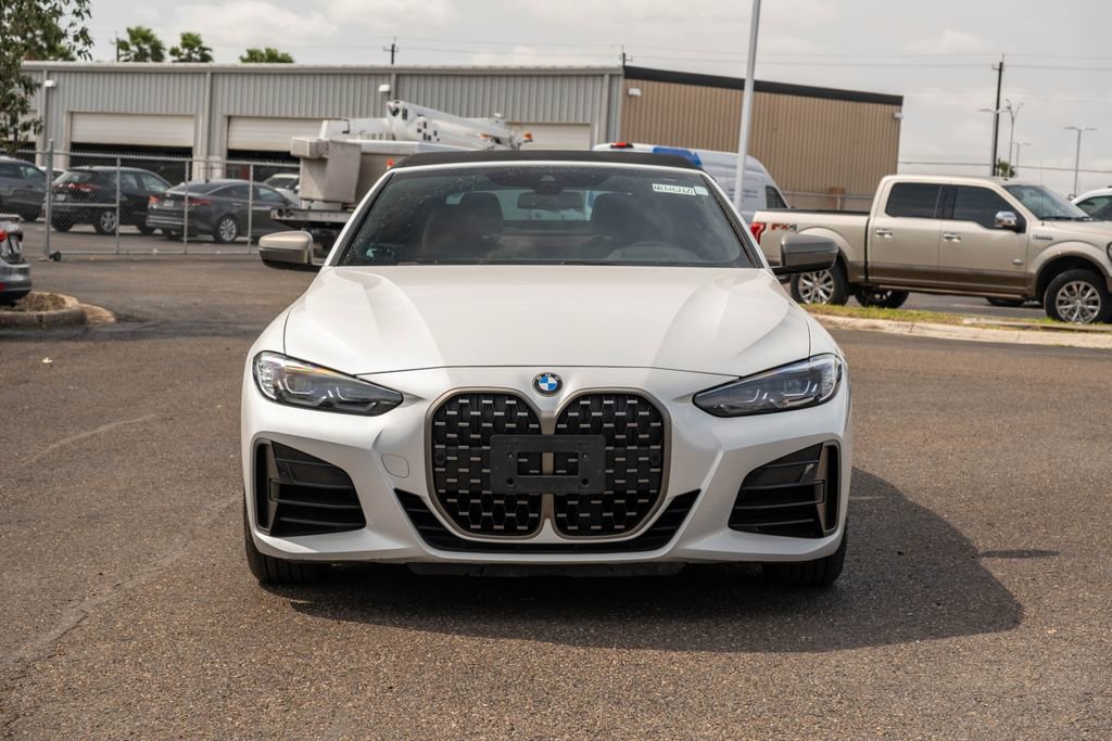 Used 2021 BMW M440i Convertible w/ Premium Package image 2