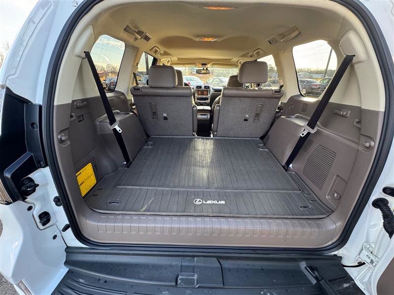 Used 2019 Lexus GX 460 image 39