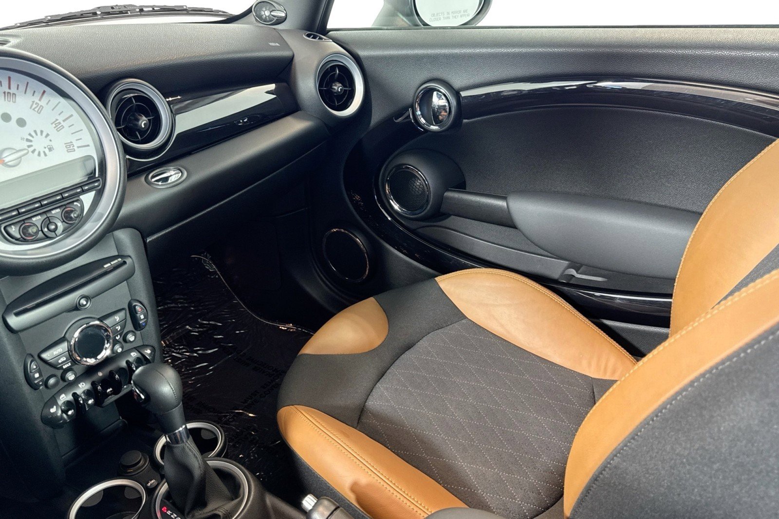 Used 2011 MINI Cooper S image 19