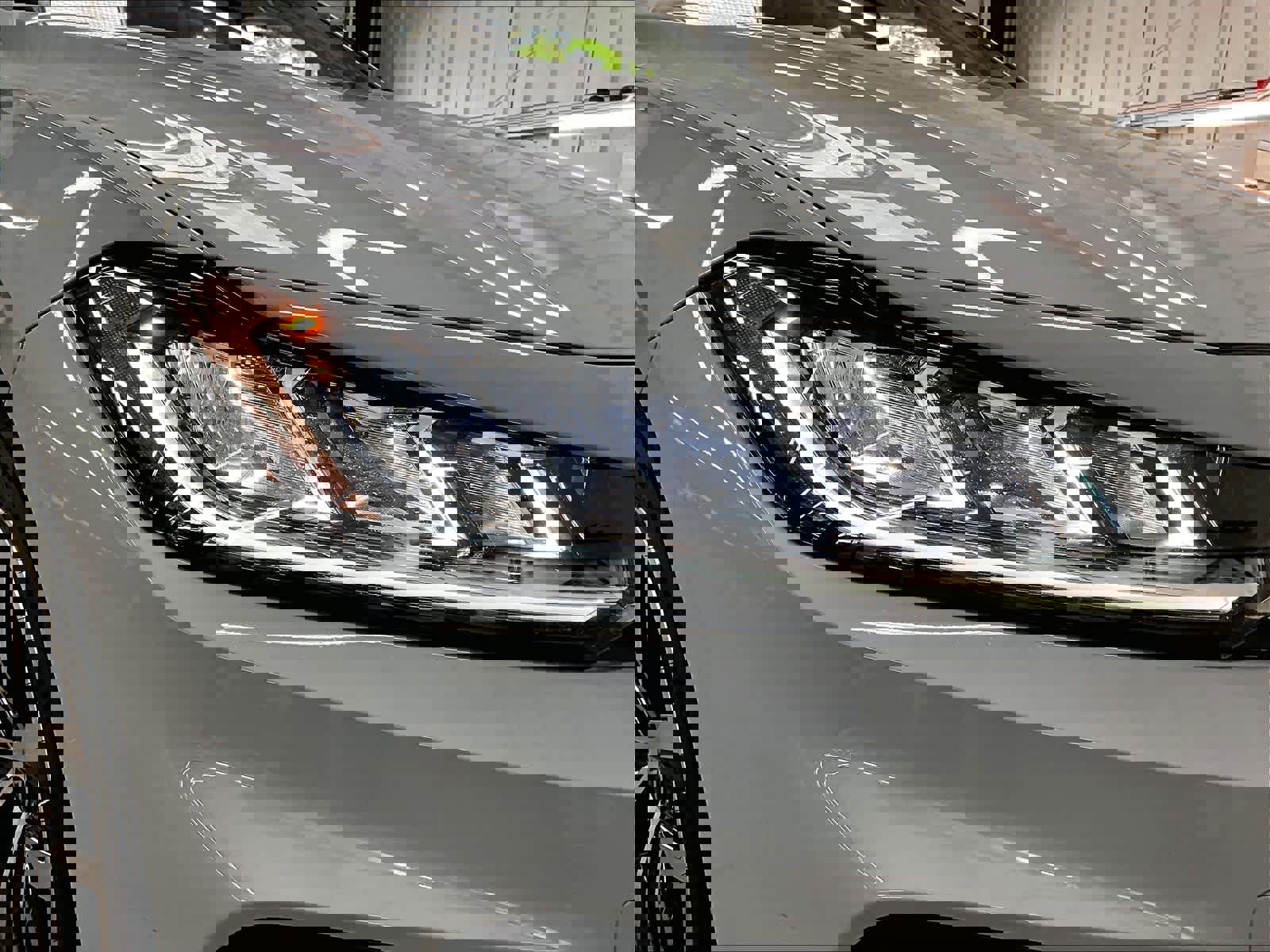 Used 2025 Volkswagen Jetta SE w/ Sunroof Package image 30