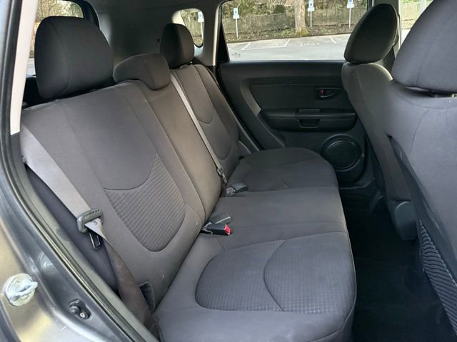 Used 2013 Kia Soul image 14