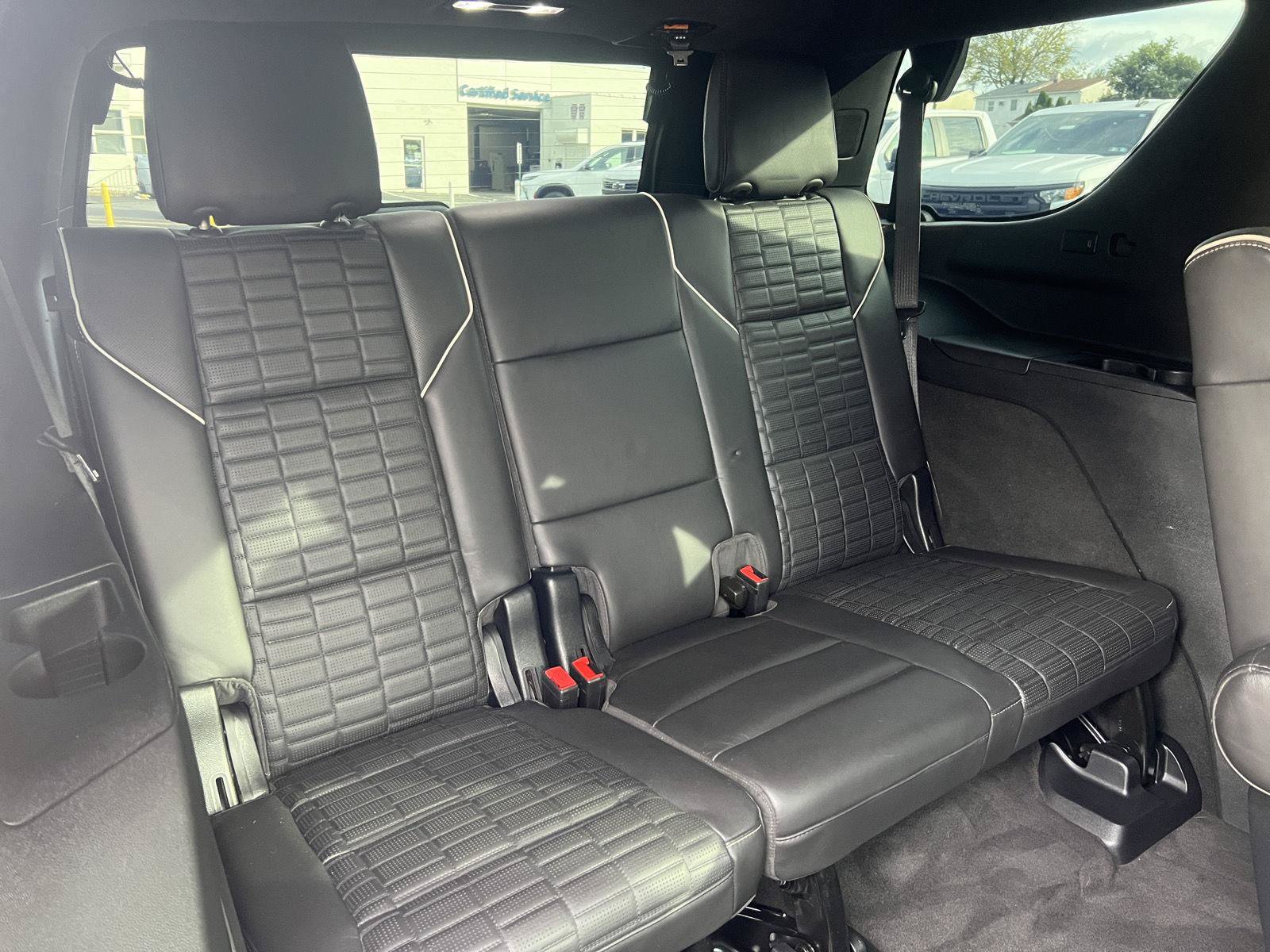 Used 2023 Cadillac Escalade V AWD/4WD image 16