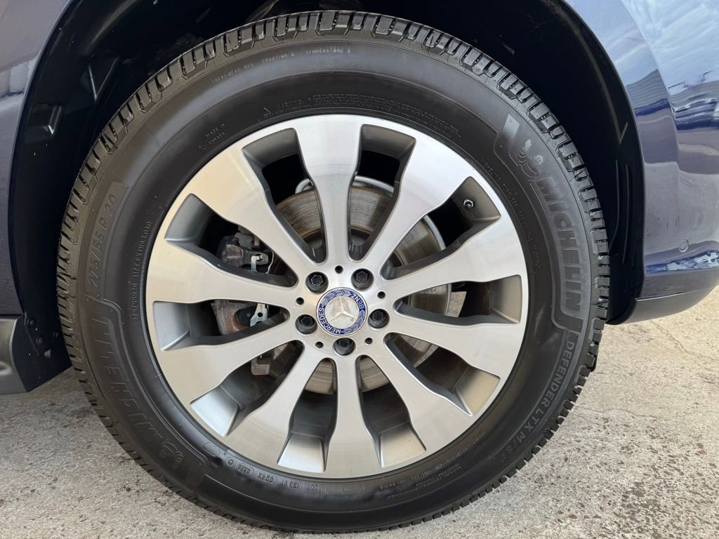 Used 2017 Mercedes-Benz GLS 450 4MATIC image 4