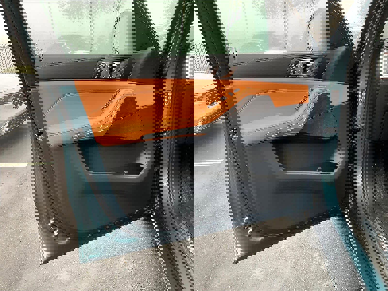 Used 2025 BMW X5 xDrive40i w/ Parking Assistance Package image 22