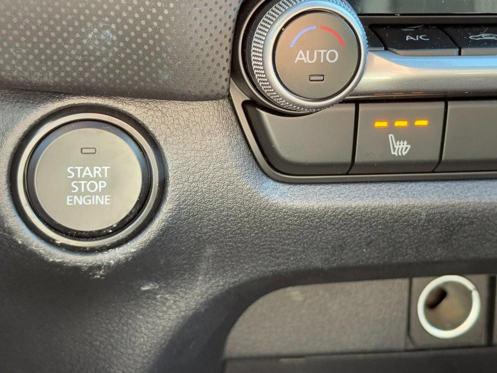 Used 2025 MAZDA CX-50 AWD 2.5 S w/ Premium Package image 19